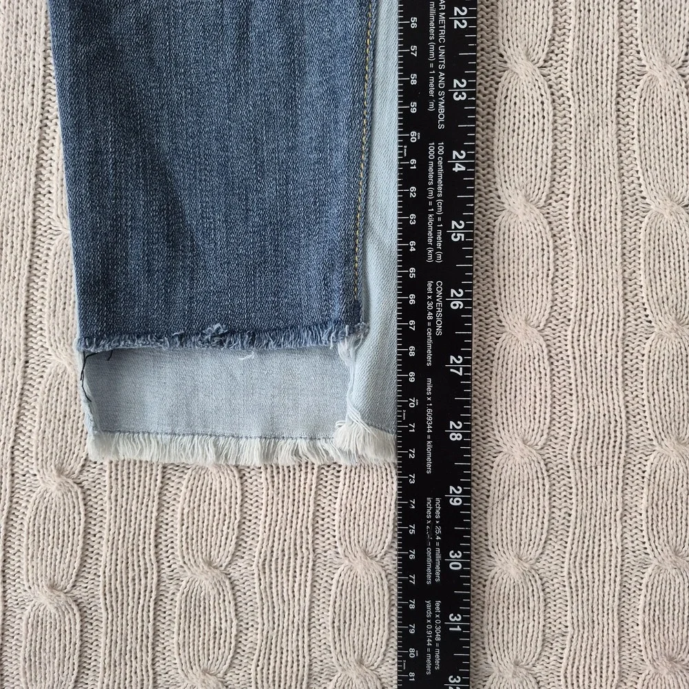 Pilcro and the Letterpress Jeans Size 27 Light Wash‎ Fringe Hem Skinny Summer